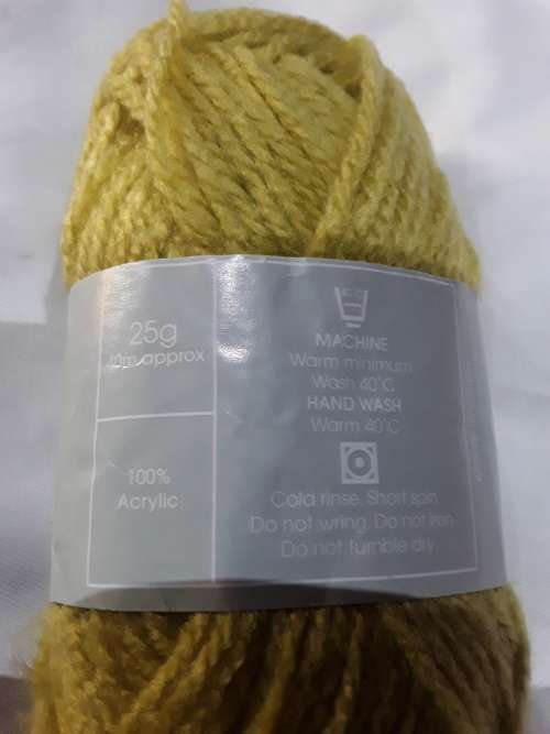 20 x 25g (4ply)KNITTING WOOL-ONE BID FOR ALL