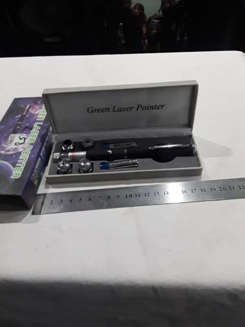 GREEN LASER POINTER