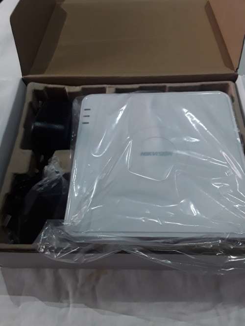 HIK VISION TURBO DVR(4 CHANNELS)INCLUDES POWER SUPPLY AND MOUSE