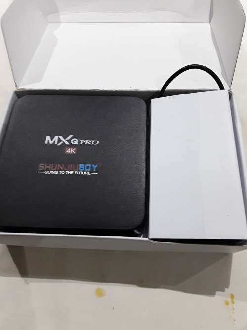 4 K REMOTE CONTROLLED TV BOX