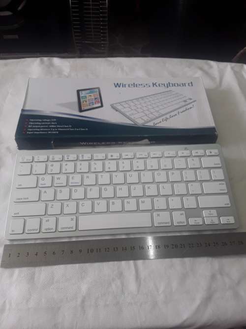 WIRELESS KEYBOARD