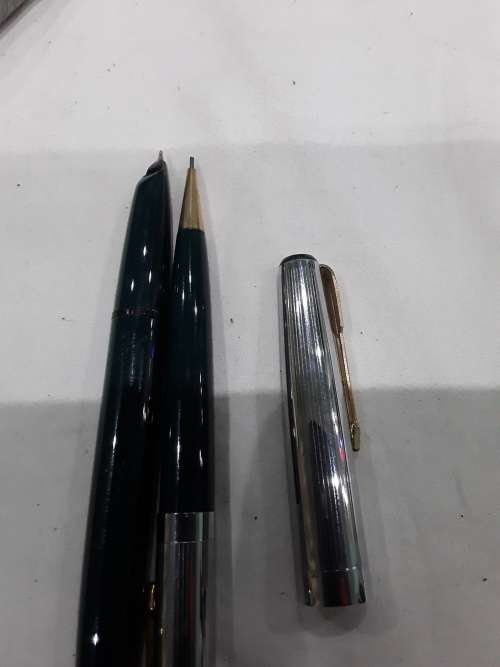 VINTAGE PARKER SET(FOUNTAIN PEN AND PENCIL)
