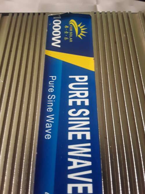 1000 WATTS DC TO AC PURE SINEWAVE INVERTER