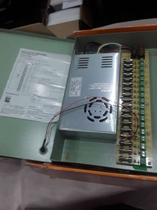 12 VDC,18 OUTPUT SWITCH MODE CCTV POWER SUPPLY