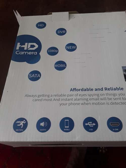 8 CHANNELS AHD DVR WITH 2 x5,O MP CAMERAS,POWER SUPPLY AND MOUSE