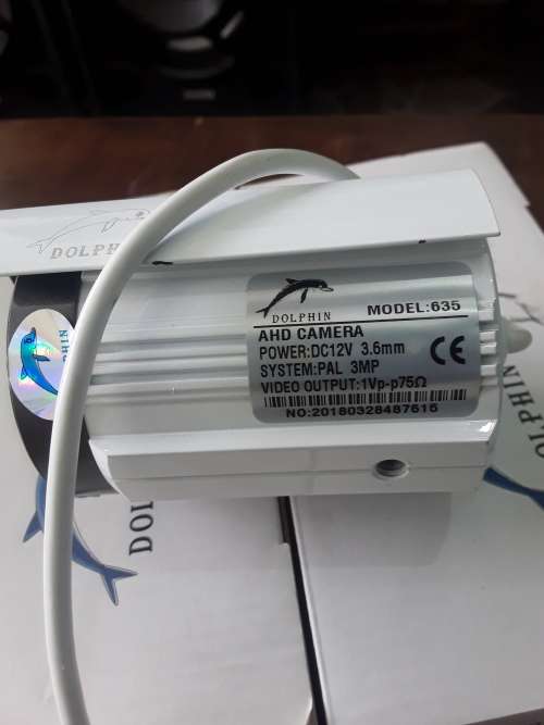 8 CHANNELS AHD DVR WITH 2 x5,O MP CAMERAS,POWER SUPPLY AND MOUSE