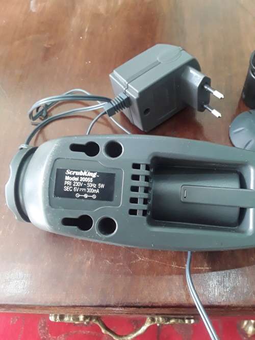 SCRUBKING CLEANER(MADE IN P.R.C)USED ONCE ONLY