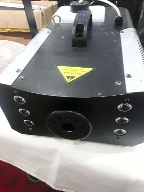 1200 WATTS LED REMOTE CONTROLLED FOG MACHINE(AUTO COLOUR CHANGE,RED,BLUE,GREEN)