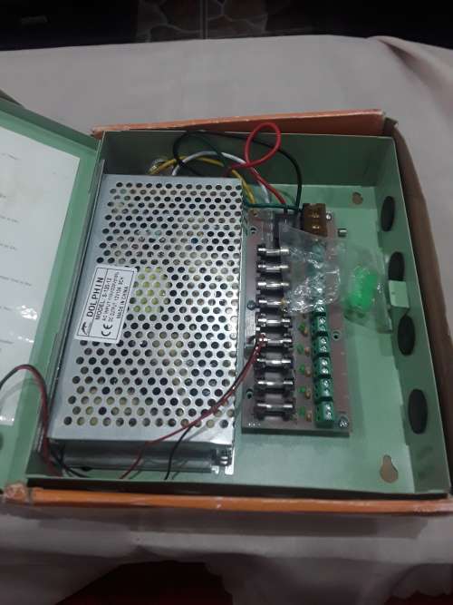 12 VDC,9 OUTPUT SWITCH MODE CCTV POWER SUPPLY