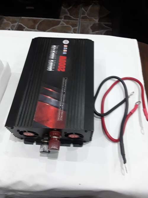 2000 WATTS POWER INVERTER