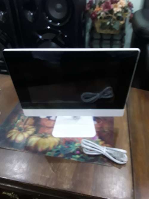 WIRELESS LCD NVR AND CAMERA KIT