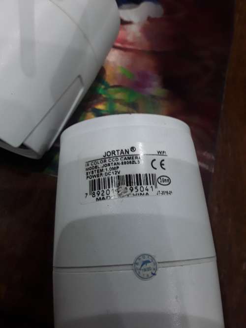 WIRELESS LCD NVR AND CAMERA KIT