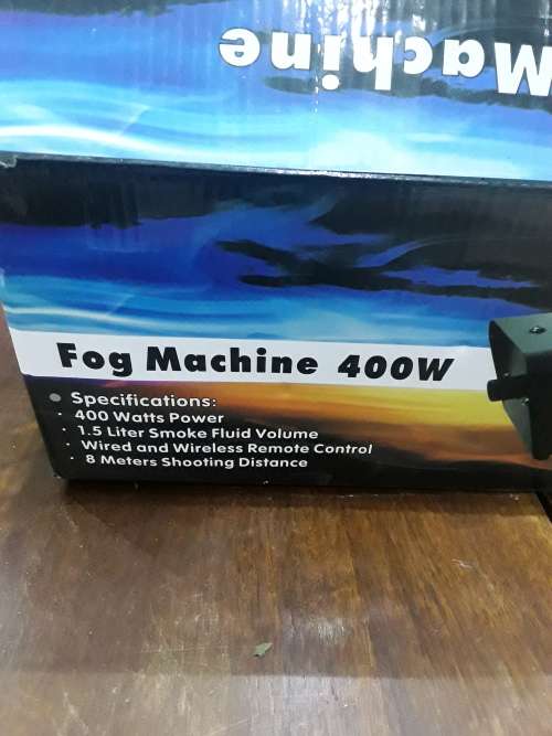 400/600 WATTS REMOTE CONTROLLED FOG MACHINE