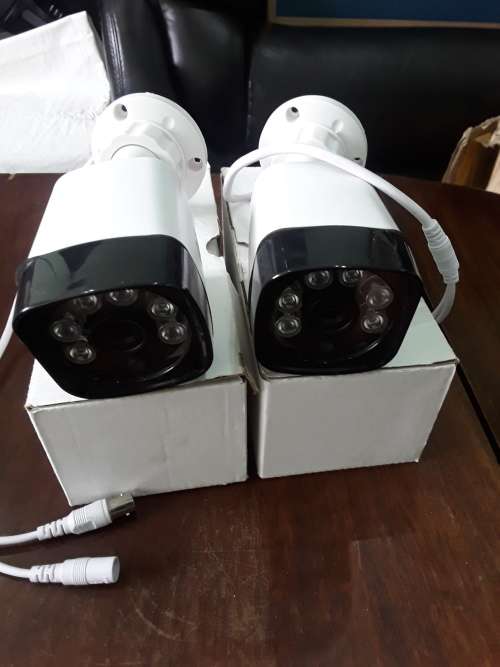 SET OF TWO AHD COLOR CAMERAS(ONE BID FOR BOTH)2,0MP
