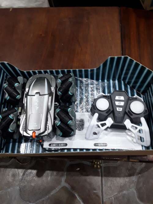 TOP SPEED ROTATING STUNT ELF(COLOURFUL LIGHTS-LIMITED EDITION)