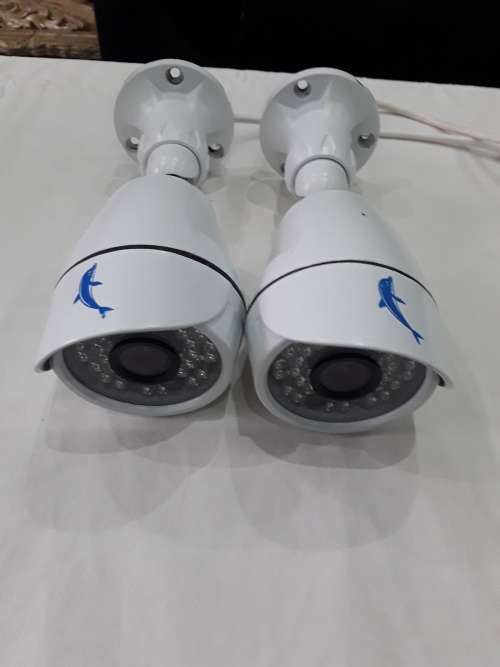 SET OF 2 AHD COLOR CAMERAS,5,0MP)(ONE BID FOR BOTH)