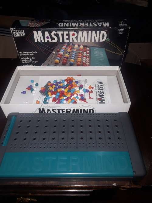 VINTAGE PARKER MASTERMIND 2 PLAYER BATTLE GAME(UNUSED)