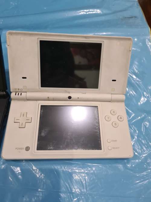 2 X NINTENDO POCKET GAMES AS A JOBLOT