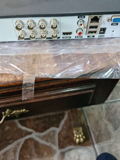 8 CHANNELS AHD DVR INCL.POWER SUPPLY AND MOUSE