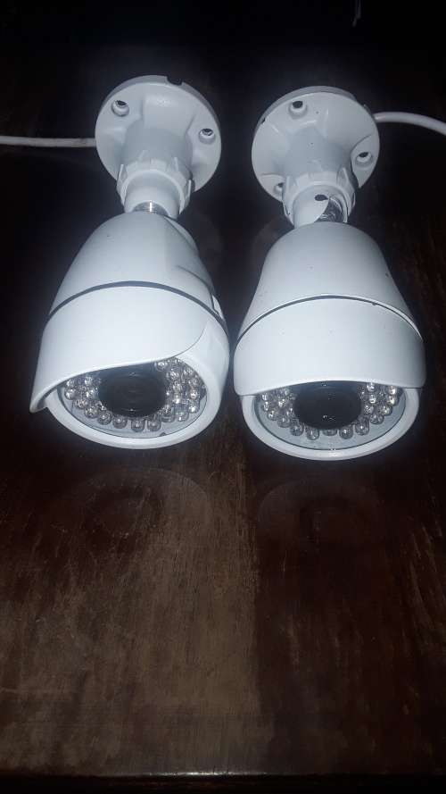 2 X 2,0MP AHD COLOR CAMERAS(ONE BID FOR BOTH)