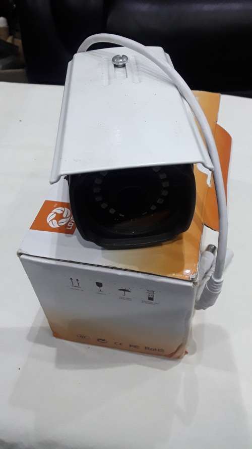 3 K ULTRA AHD CAMERA WITH BRACKET