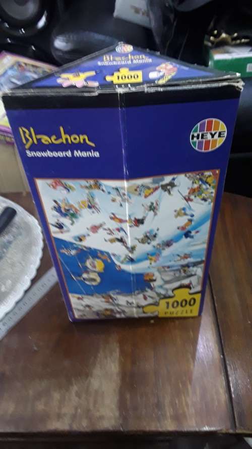 HEYE BLACHON(SNOWBOARD MANIA)1000 PIEC VINTAGE PUZZLE-TRIANGULAR BOX-COMPLETE