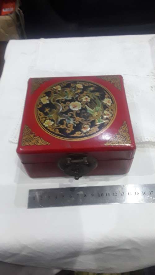 ANTIQUE CHINESE DOMINO PACK IN ORIGINAL BOX