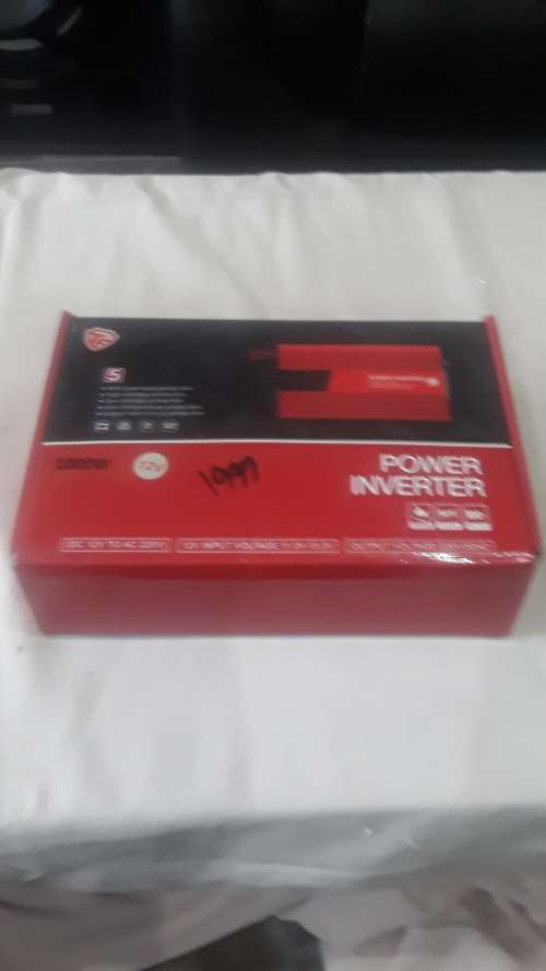 1000 WATTS POWER INVERTER