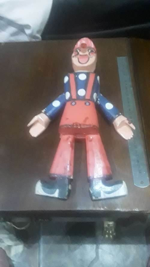 VINTAGE WOODEN PINNOCHIO(MOVABLE HANDS AND FEET)