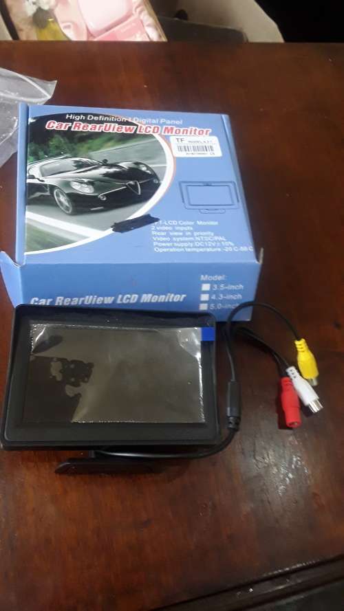 CAR REAR VIEW LCD MONITOR (DIGITAL PANEL)