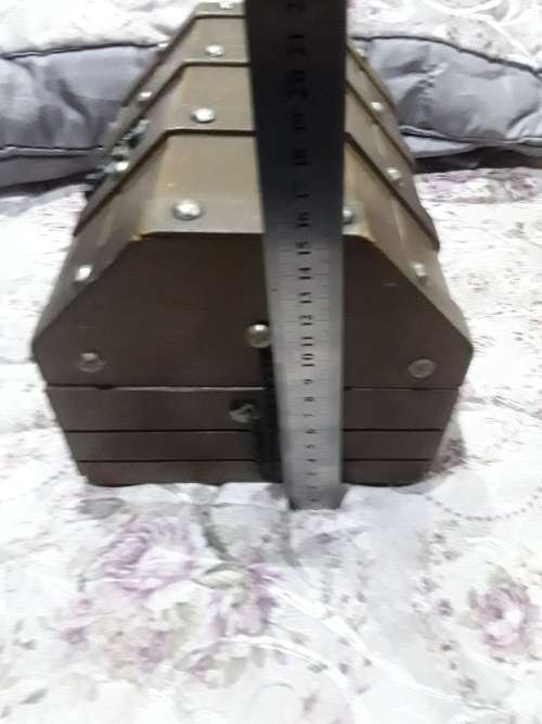 VINTAGE WOODEN WIND UP MUSICAL BOX(LIONS HEAD HANDLES)SEE PHOTOS FOR DETAILS