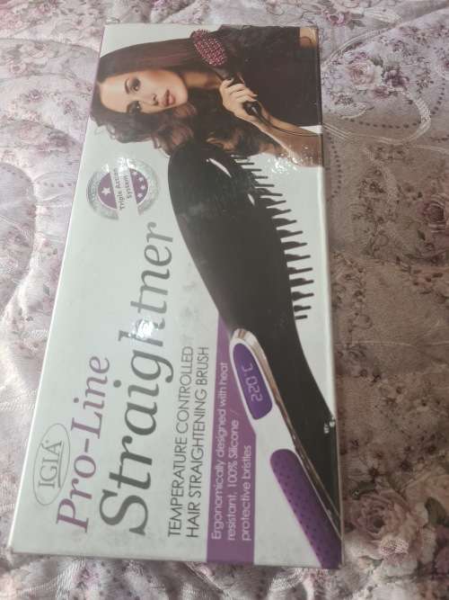 PROLINE HAIRBRUSH STRAIGHTENER