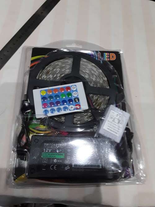 REMOTE CONTROLLED LED STRIP LIGHTS WITH RGB CONTROL BOX