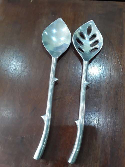 CAROL BOYES STYLE SALAD SERVER