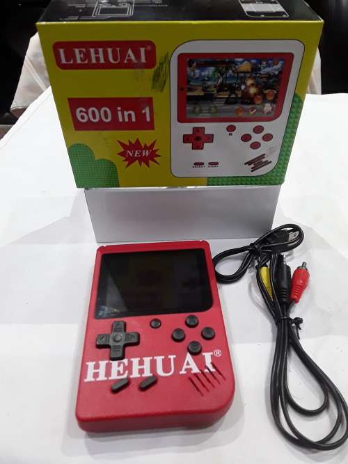 600 IN ONE HANDHELD GAME