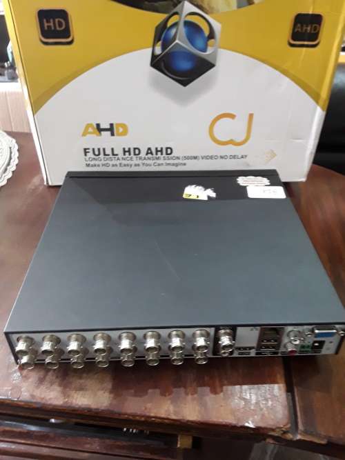 16 CHANNELS FULL AHD DVR INCLUDING REMOTE, POWER SUPPLY AND MOUSE