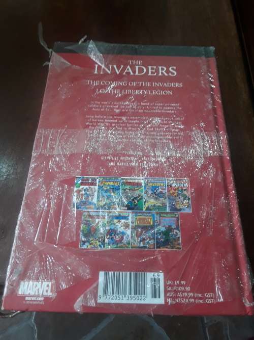MARVEL SUPERHERO`S HARDCOVER COMIC(INVADERS)