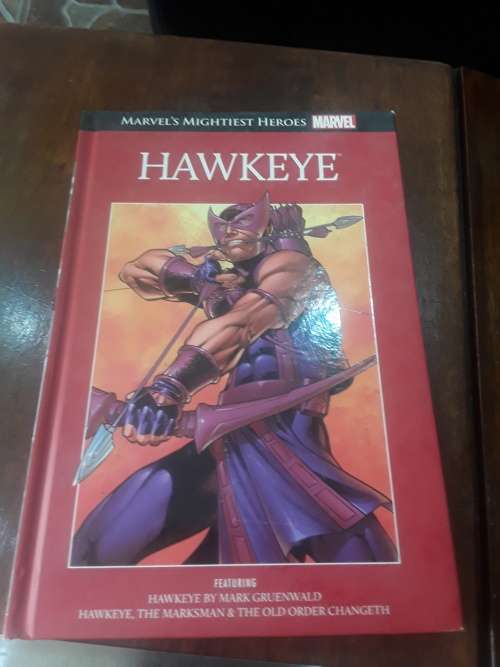 MARVEL SUPERHERO`S HARDCOVER COMIC(HAWKEYE)