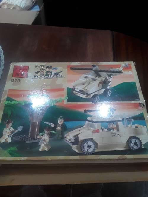 VINTAGE AMPHIBIAN VEHICLE BUILDING BLOCKS(SEALED )