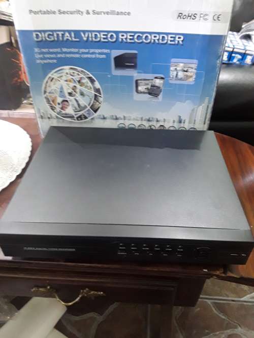 24 CHANNELS DVR INCLUDING POWER SUPPLY, REMOTE AND MOUSE (REMOTE VIEWING)