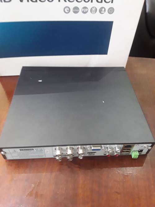 4 CHANNELS DVR INCLUDING POWER SUPPLY AND MOUSE