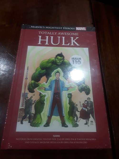 MARVEL SUPERHERO`S HARDCOVER COMIC(TOTALLY AWESOME HULK)