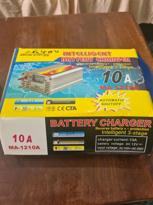 10pcs AMP BATTERY CHARGER