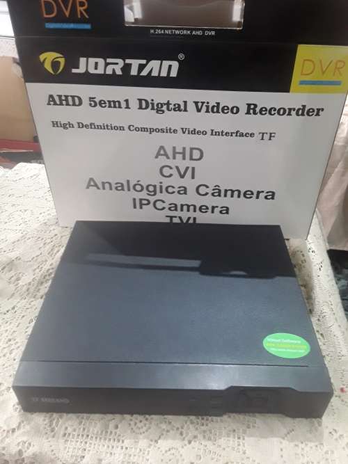 8 CHANNELS 5 IN ONE AHD DVR INCLUDING REMOTE, POWER SUPPLY AND MOUSE