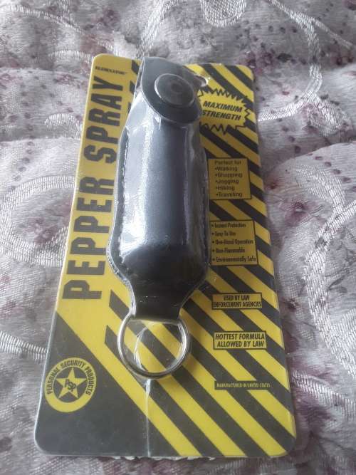 PEPPER SPRAY WITH LEATHER KEYRING POUCH