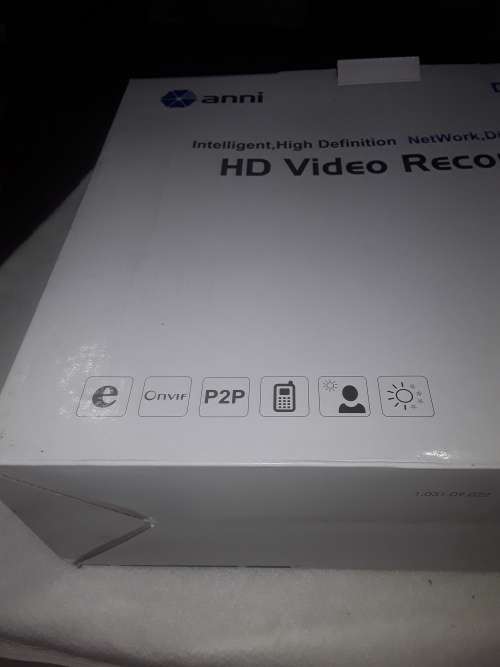 16 CHANNELS AHD DVR/NVR INCLUDING POWER SUPPLY AND MOUSE