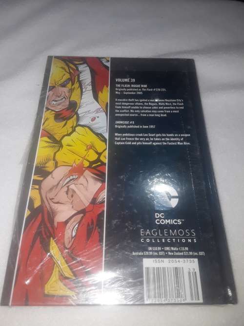 DC HARDCOVER COMIC(THE FLASH)ROGUE WAR
