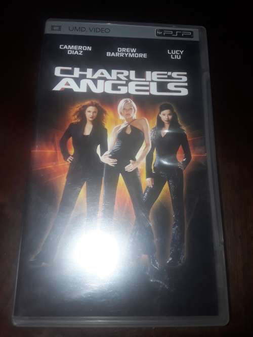 CHARLIES ANGELS GAME DISC FOR PSP(MINT CONDITION)