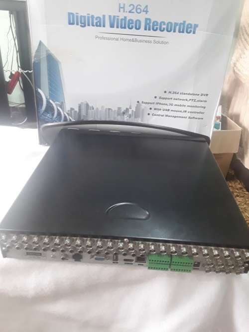 32 CHANNELS AHD DVR INCLUDING POWER SUPPLY, MOUSE AND SOFTWARE