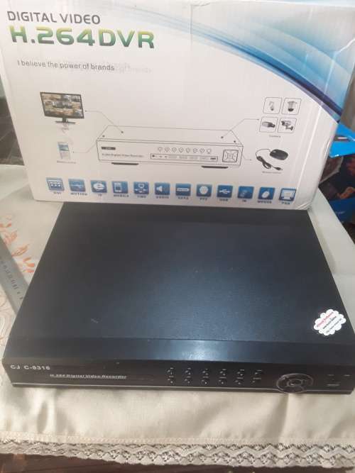 16 CHANNELS DVR INCLUDING POWER SUPPLY, REMOTE, SOFTWARE AND MOUSE